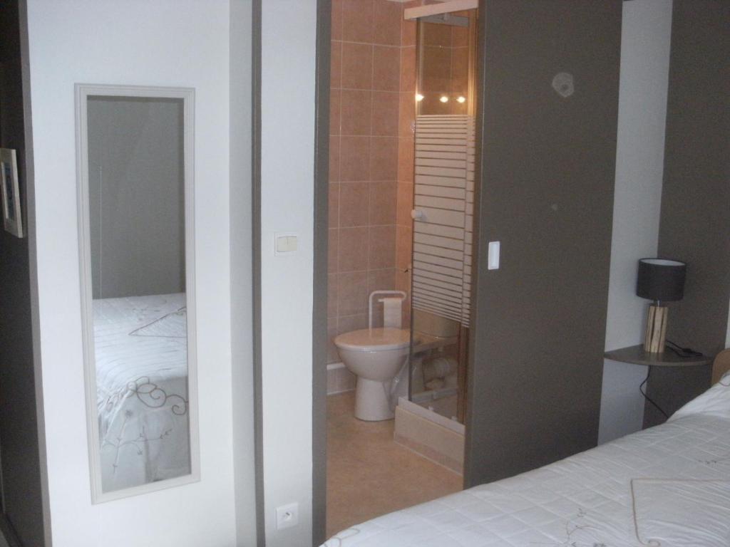 Les Confins Du Perche Hotel Tuffé Стая снимка